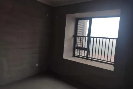 中梁江城16214室2厅2卫南北毛坯真实好房