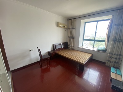 巨龙城市花园3室2厅1卫南精装真实好房