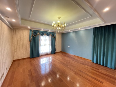 凤凰城北岛观湖别墅