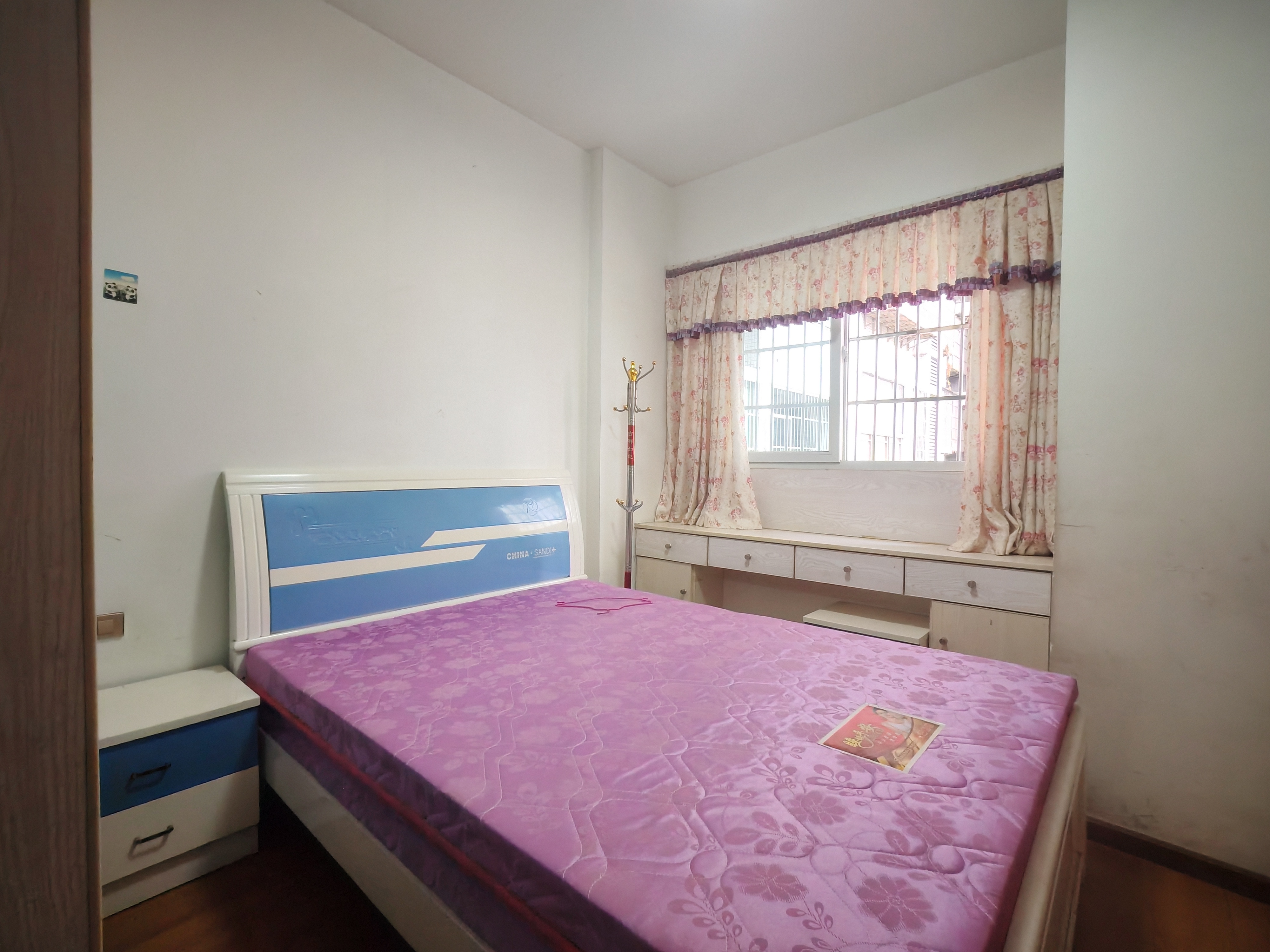 （火车站）金龙小区 3室2厅2卫 南