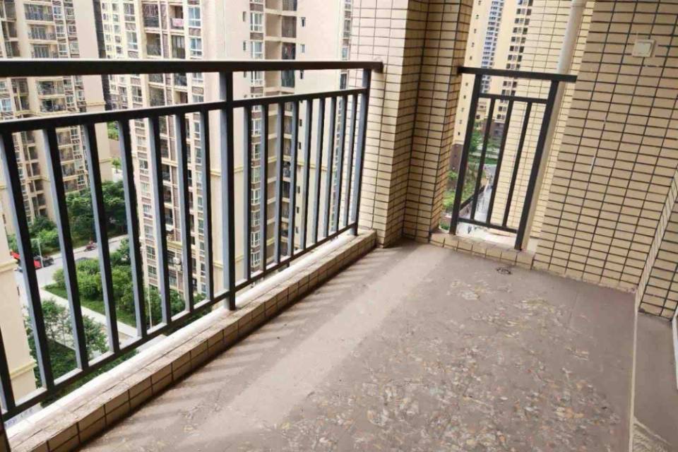 （凤凰大道）学府小区 3房2厅1卫 