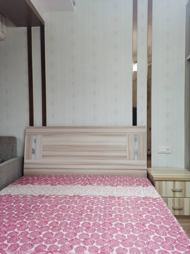 滨江名都城