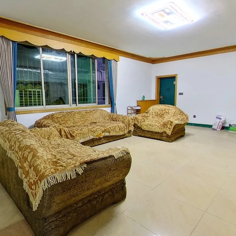 凤翎关农贸市场综合楼