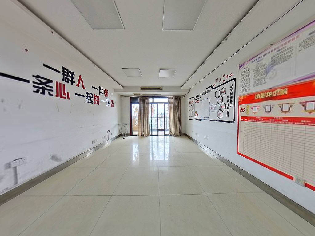 （中心广场）滨江名都城 4室2厅2卫 南