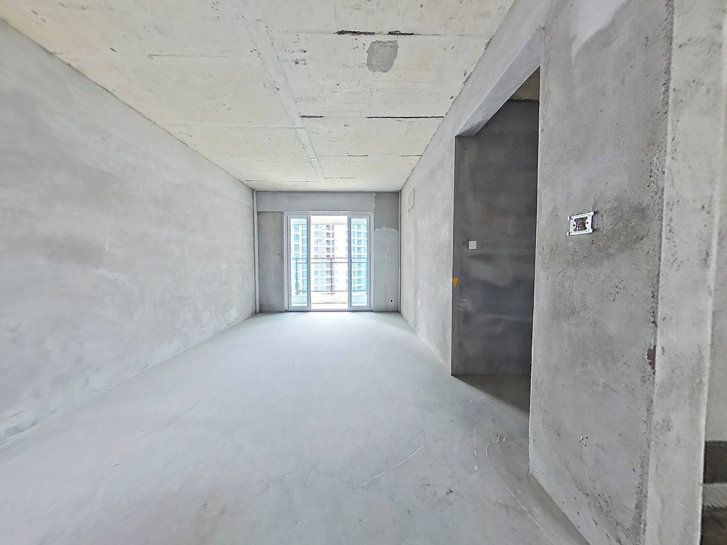 （莲花湖）正黄翡翠公园 4室2厅2卫 南