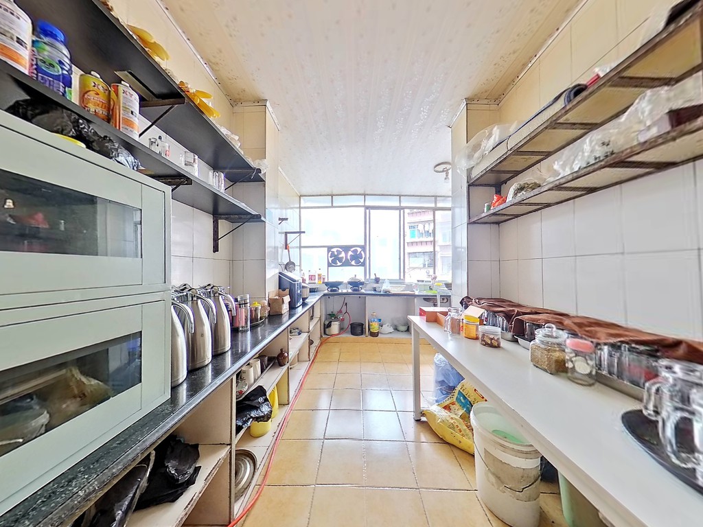 阳光耍都盐业公司家属院