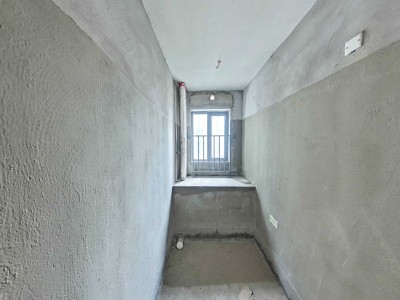 蓝润置地广场