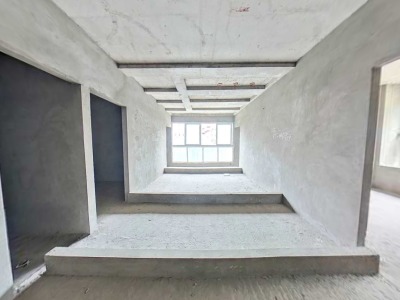 （凤凰大道）熙城中心 4房2厅2卫 南