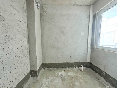 正黄翡翠公园