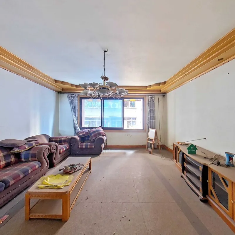 三岔路口工商银行家属院