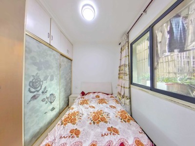 滨江山语城