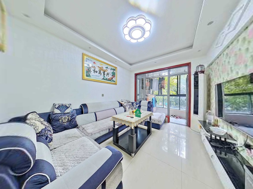 江湾城一期 2室2厅1卫 55万元 有车位,家电齐全,VR房