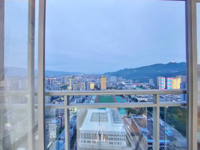 滨江山语城