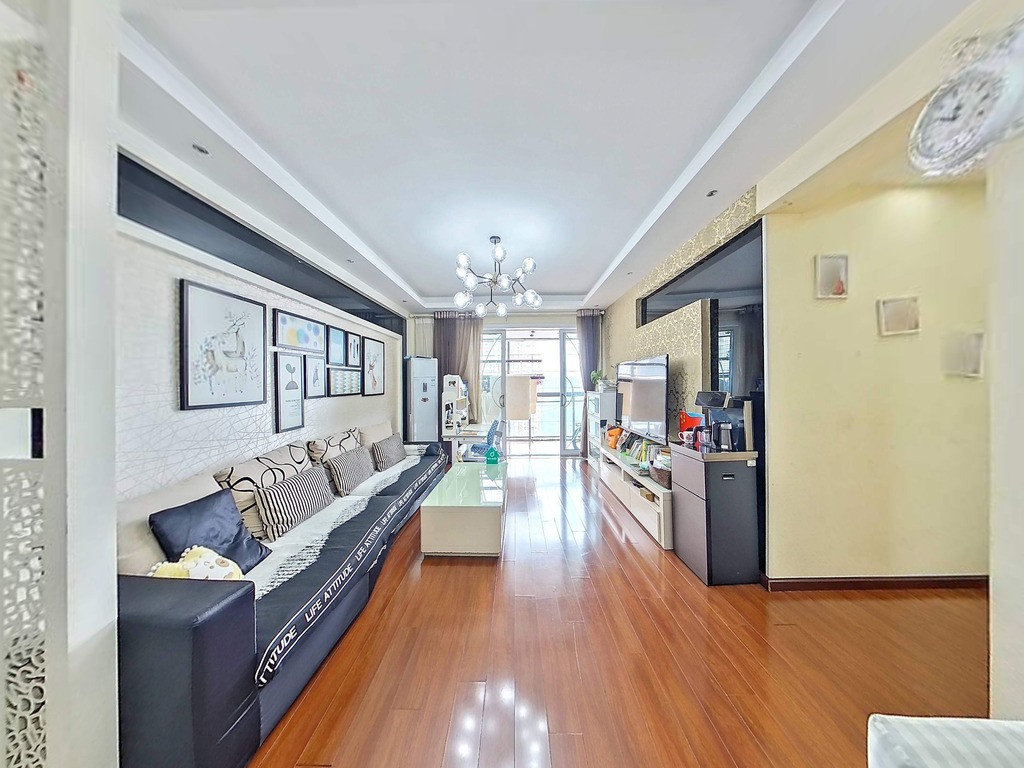 （火车站）时尚家苑 3室2厅2卫 南