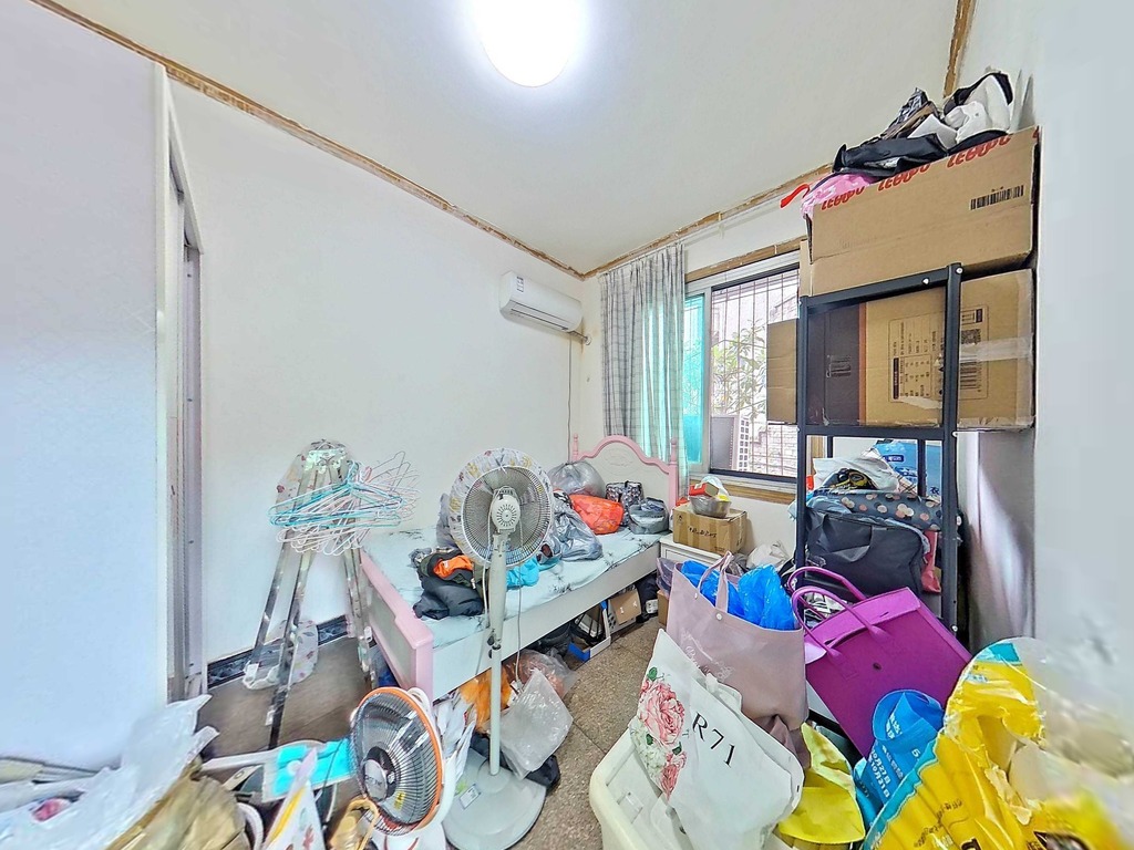 鍋廠梁國土局家屬院