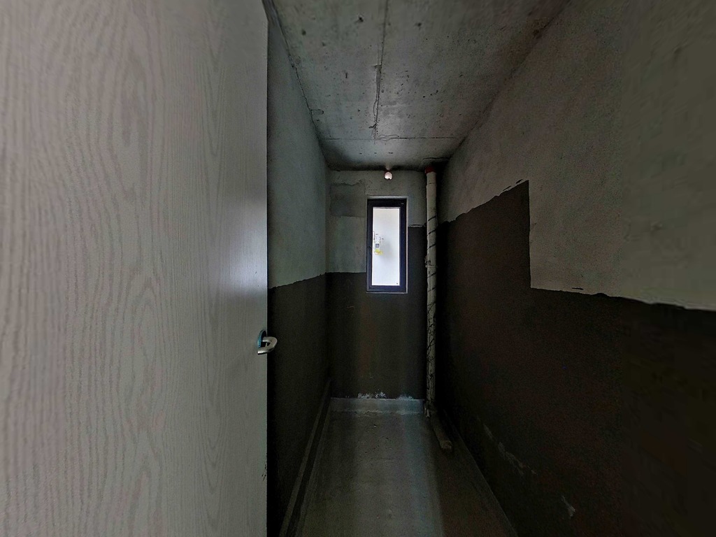 邦泰天著一組團