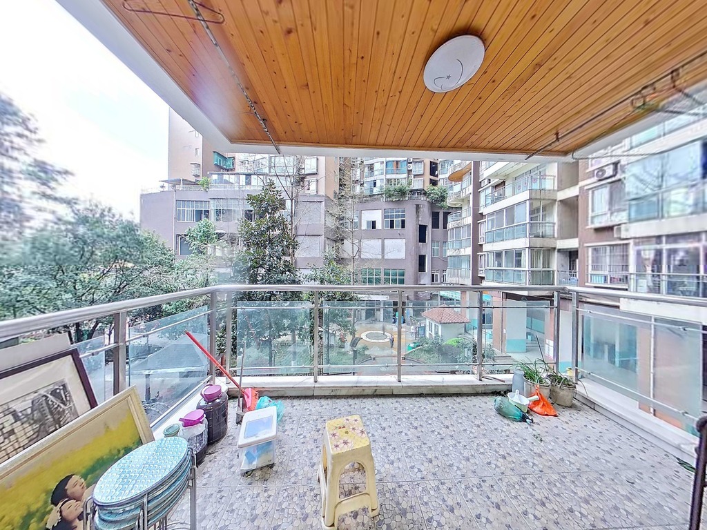 羅浮陽光