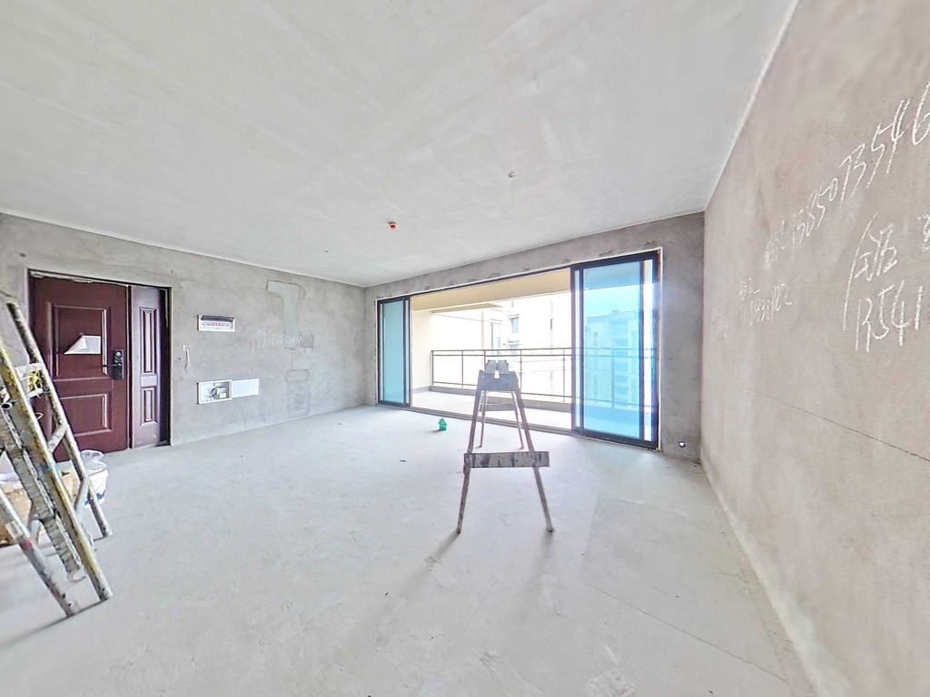 （莲花湖）蓝光芙蓉风华一期 3室2厅2卫 南