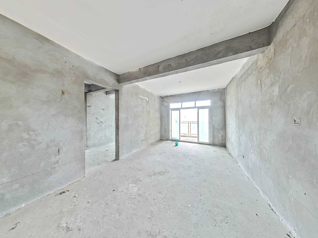 （塔沱）恒大雍河湾 4室2厅2卫 东