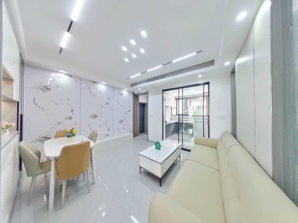 （仙鹤路）阳光新跨越（好吃街） 3室2厅2卫 东南