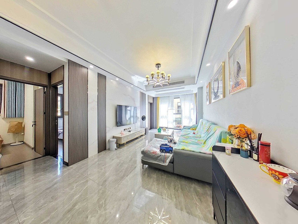 （莲花湖）澳莱莲湖印象 3室2厅1卫 南