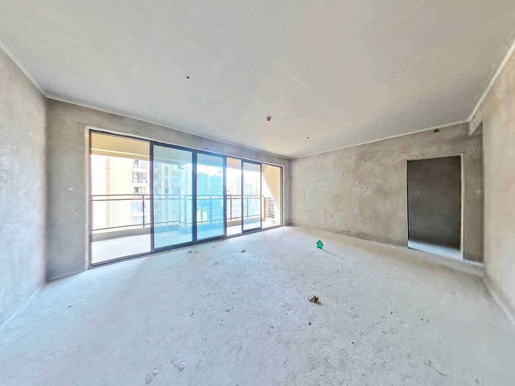 （莲花湖）蓝光芙蓉风华一期 3室2厅2卫 南