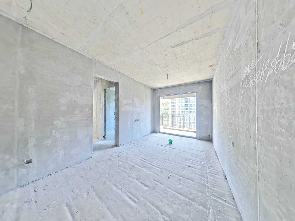 （莲花湖）碧桂园·莲湖郡 3室2厅2卫 东