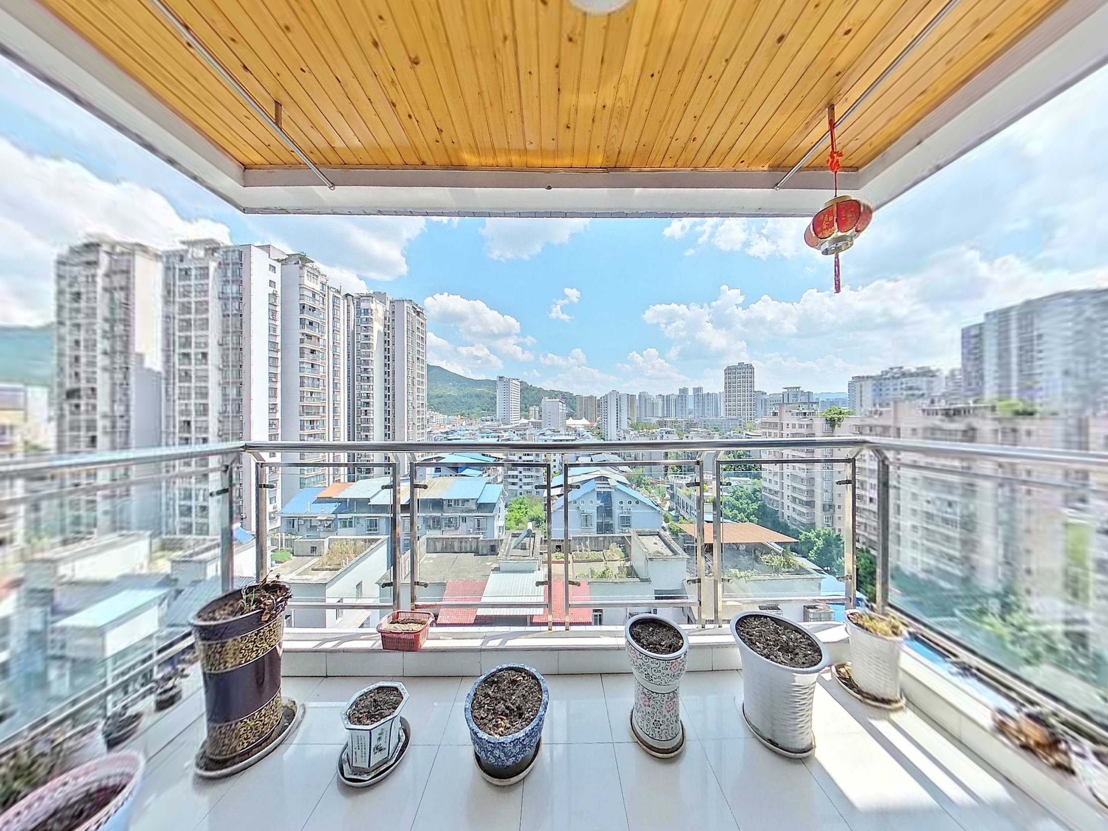 龙泉宜家