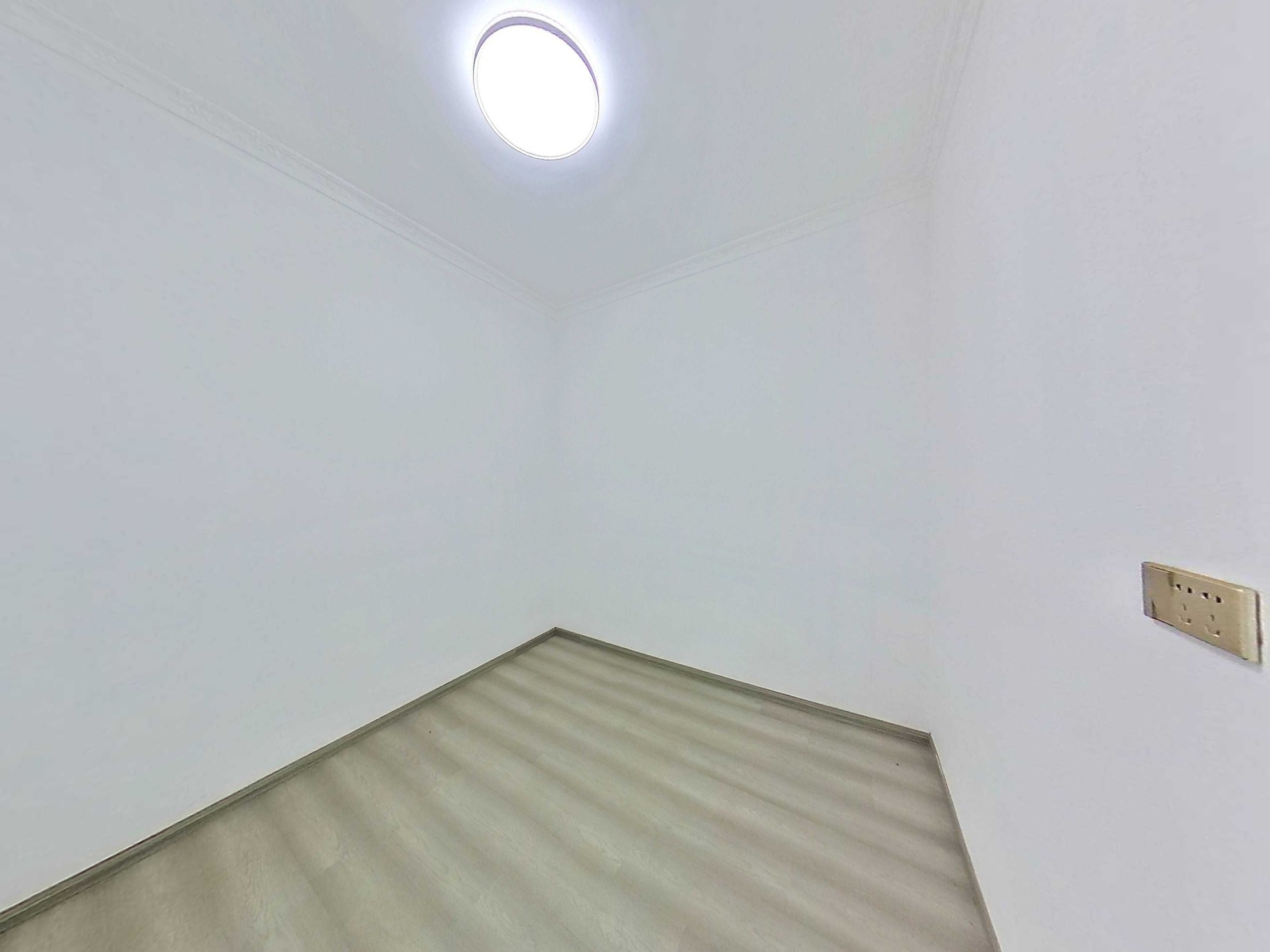 凉水井街长廊99号