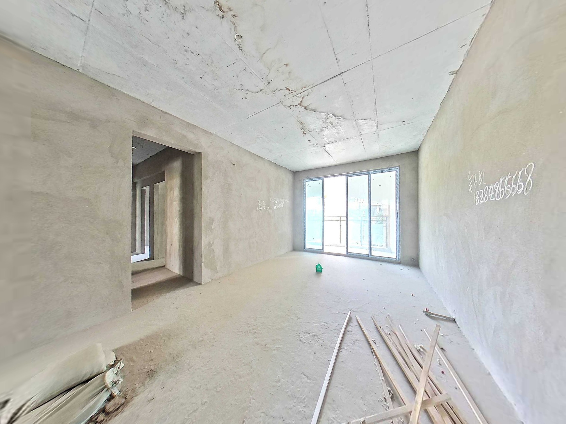 （凤凰大道）澜湖郡 4室2厅2卫 南