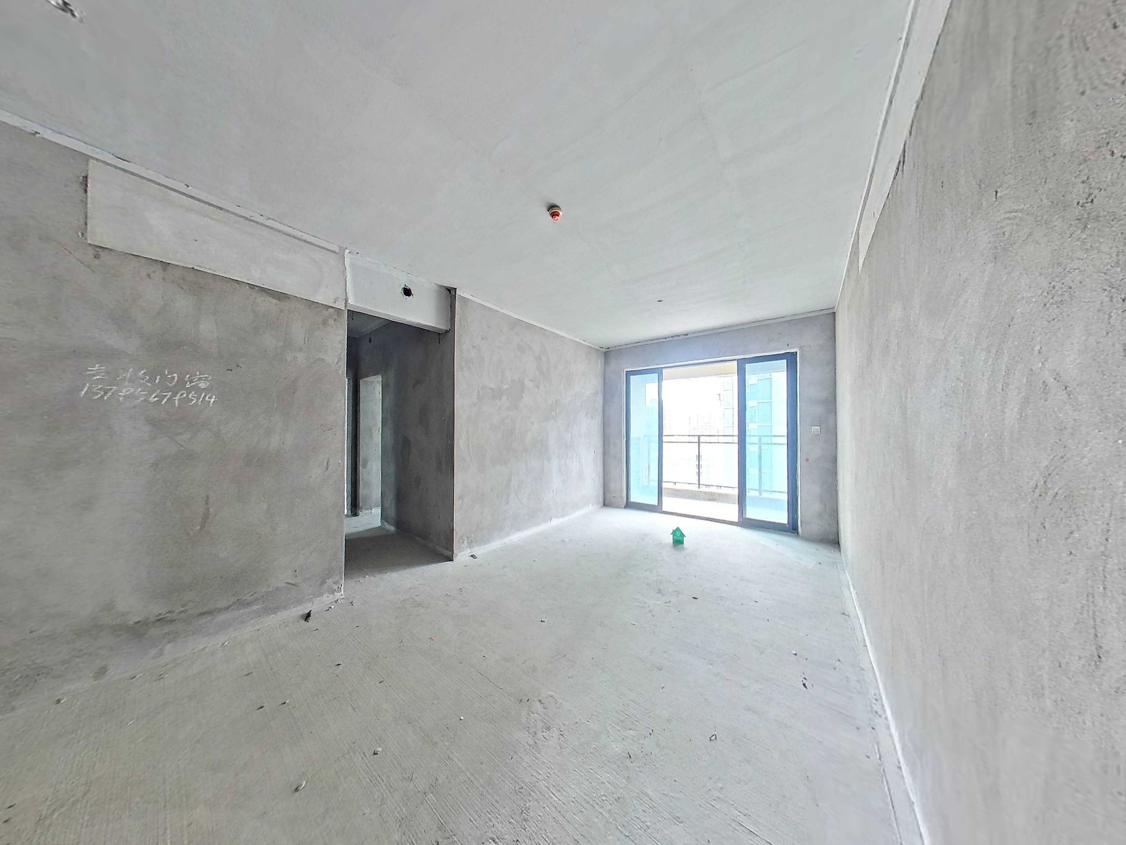 （莲花湖）蓝光芙蓉风华一期 3室2厅2卫 南