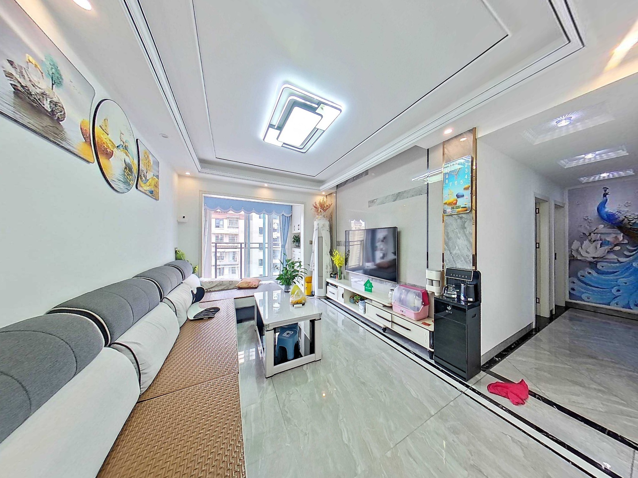 （莲花湖）中梁首府 3室2厅2卫 东