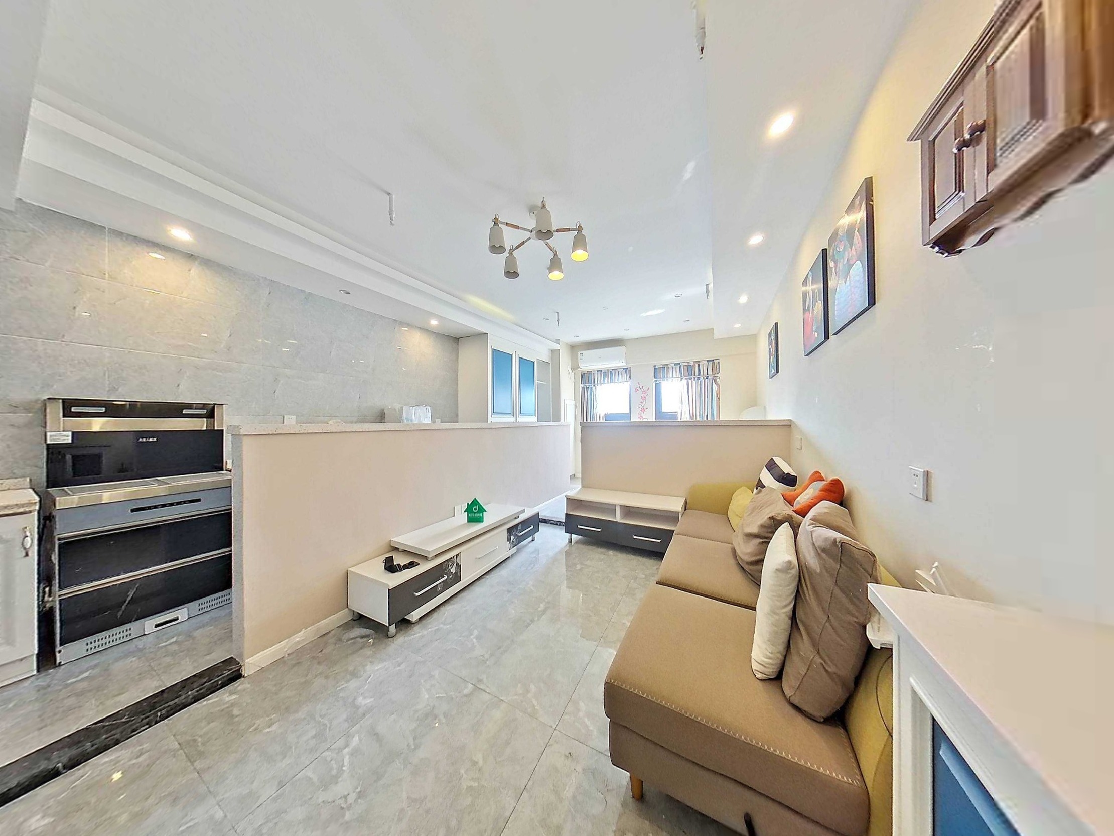 （莲花湖）中迪红星商业广场一期 1室1厅1卫 南