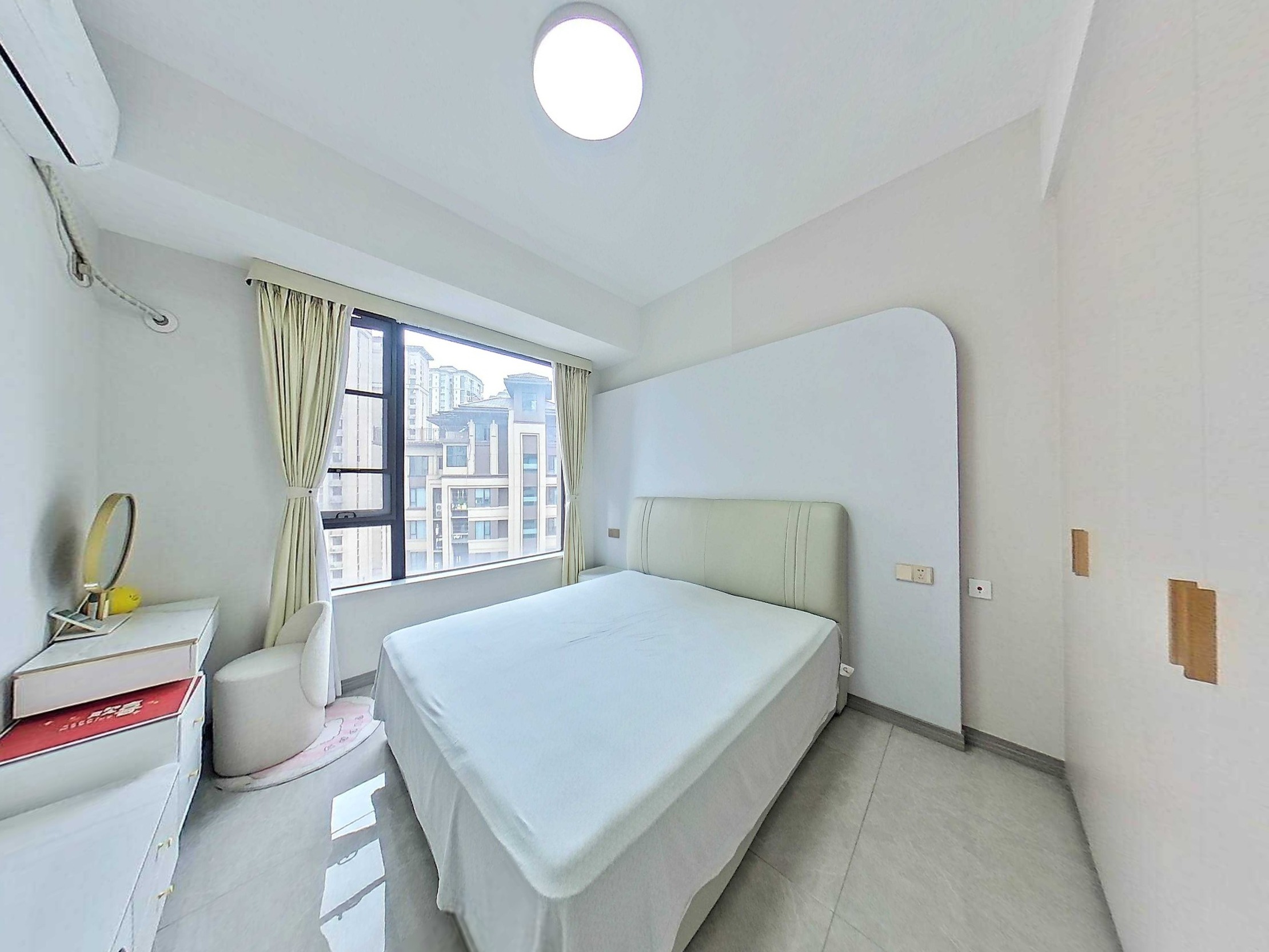 蓝光芙蓉风华一期