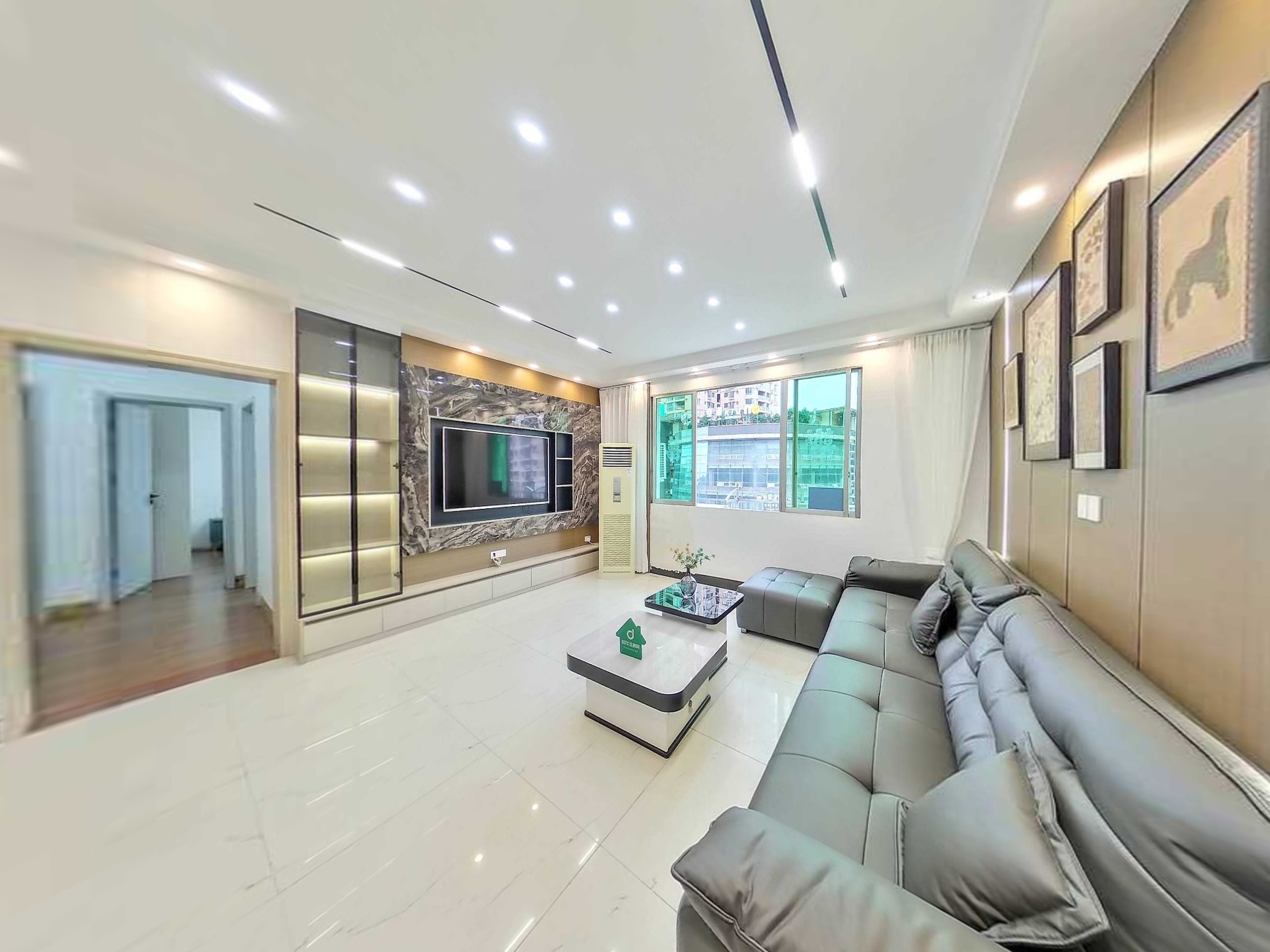 （十字路口）广厦建司 4室2厅2卫 东