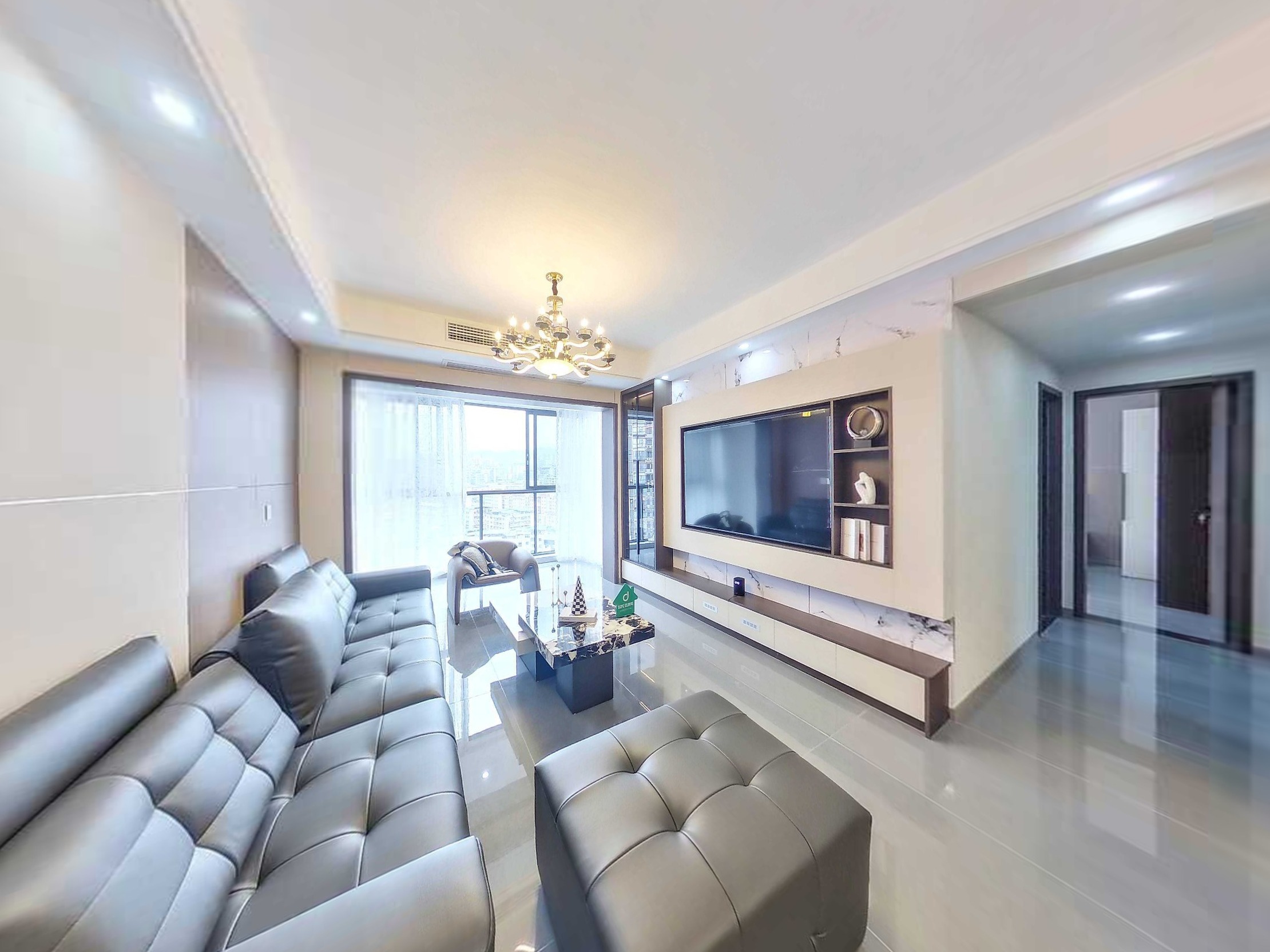 （十字路口）荣瑞南滨 3室2厅2卫 东