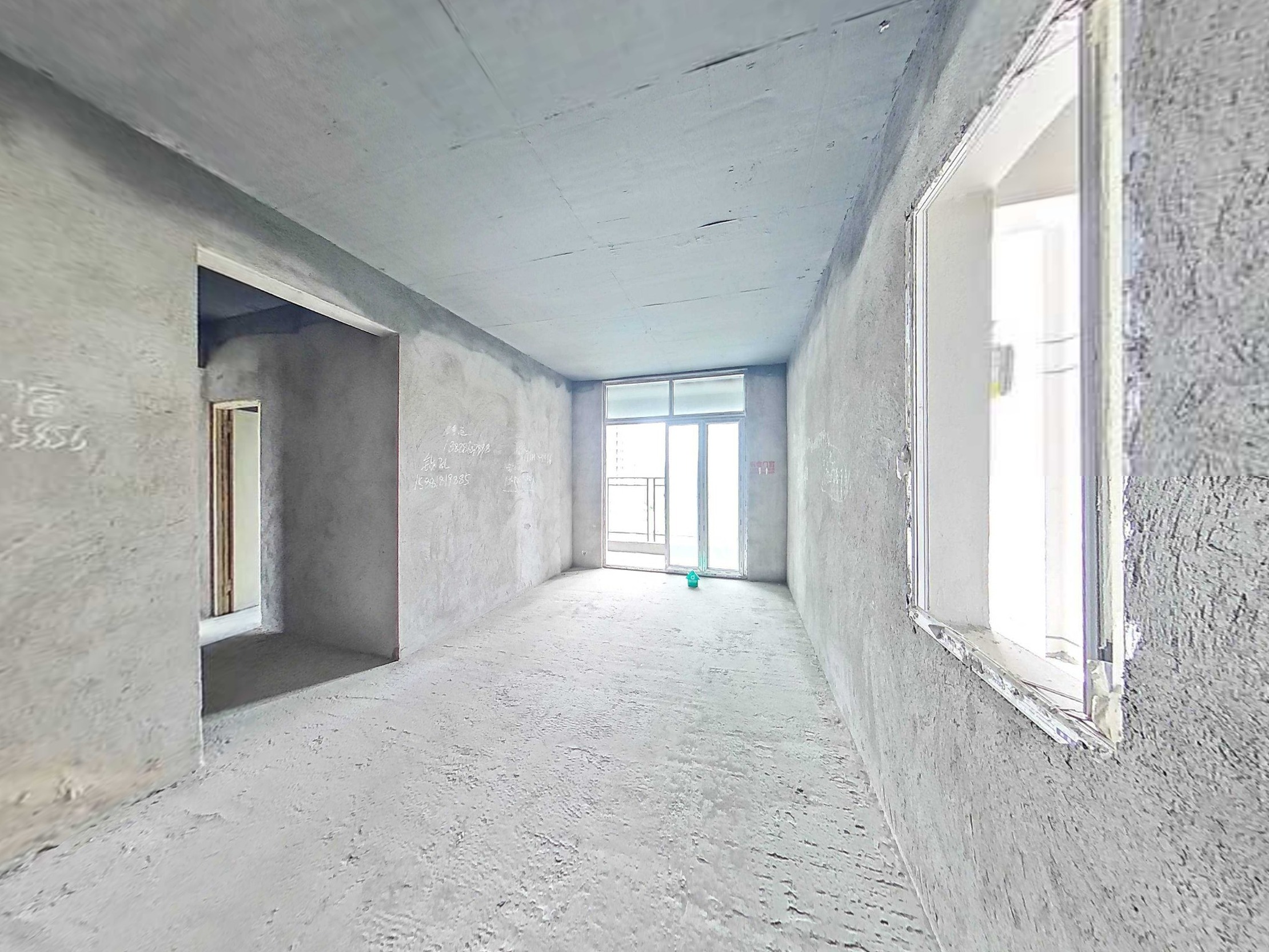 （凤凰大道）城西壹号 3室2厅2卫 南