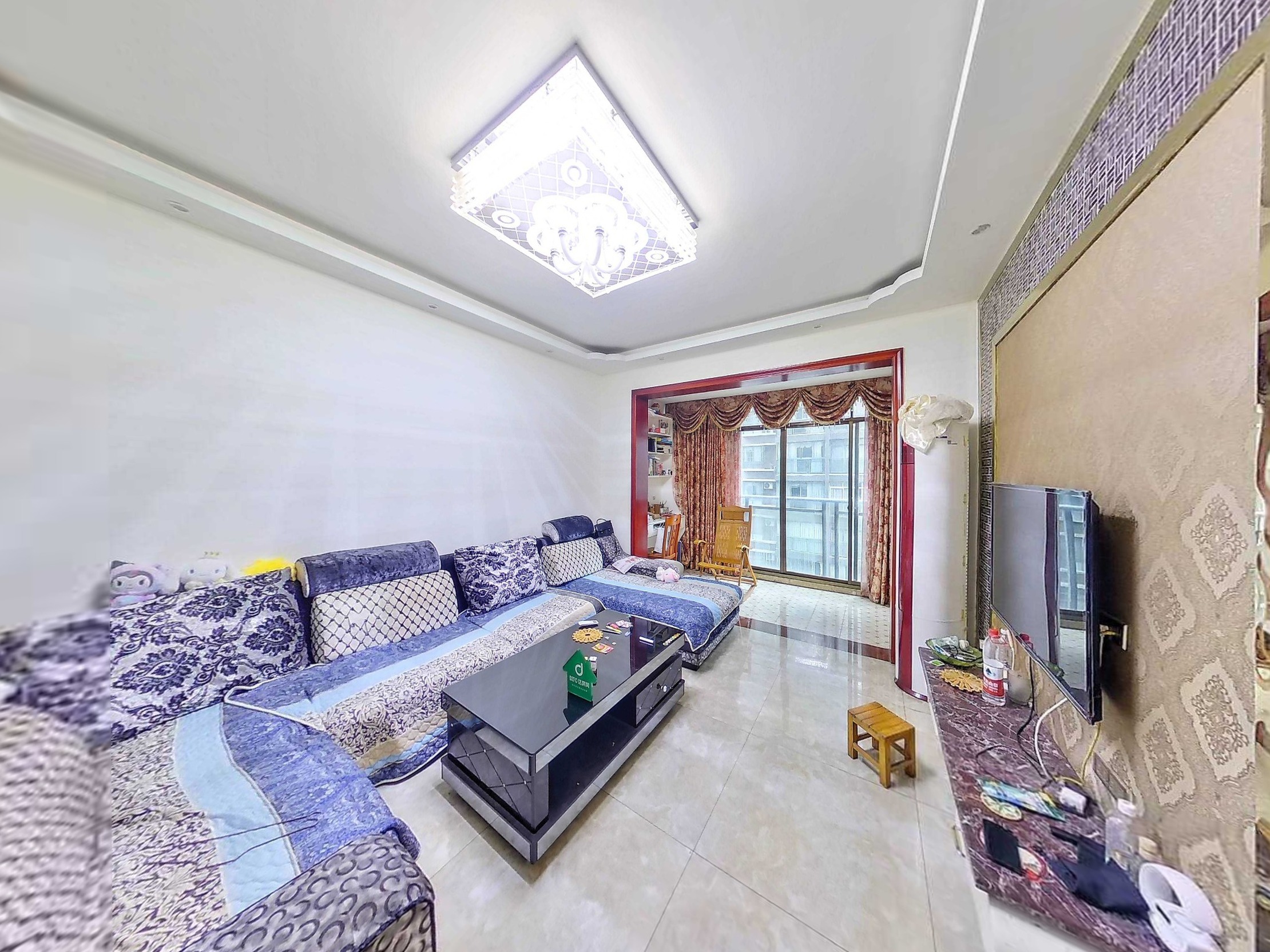 （十字路口）中华花园三期 3室2厅2卫 南北