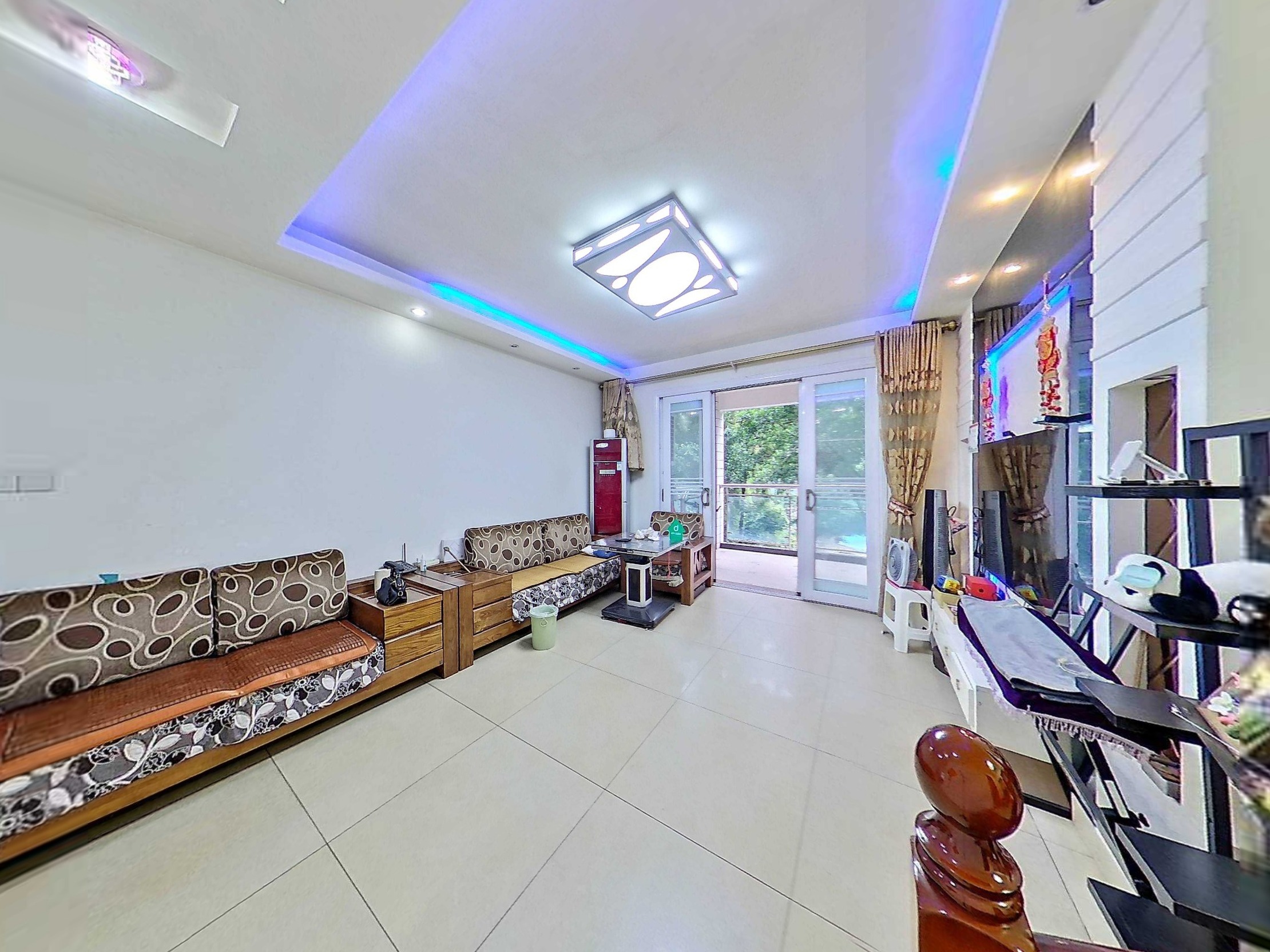 （罗浮广场）恒阳骊都一期 3室2厅2卫 西南