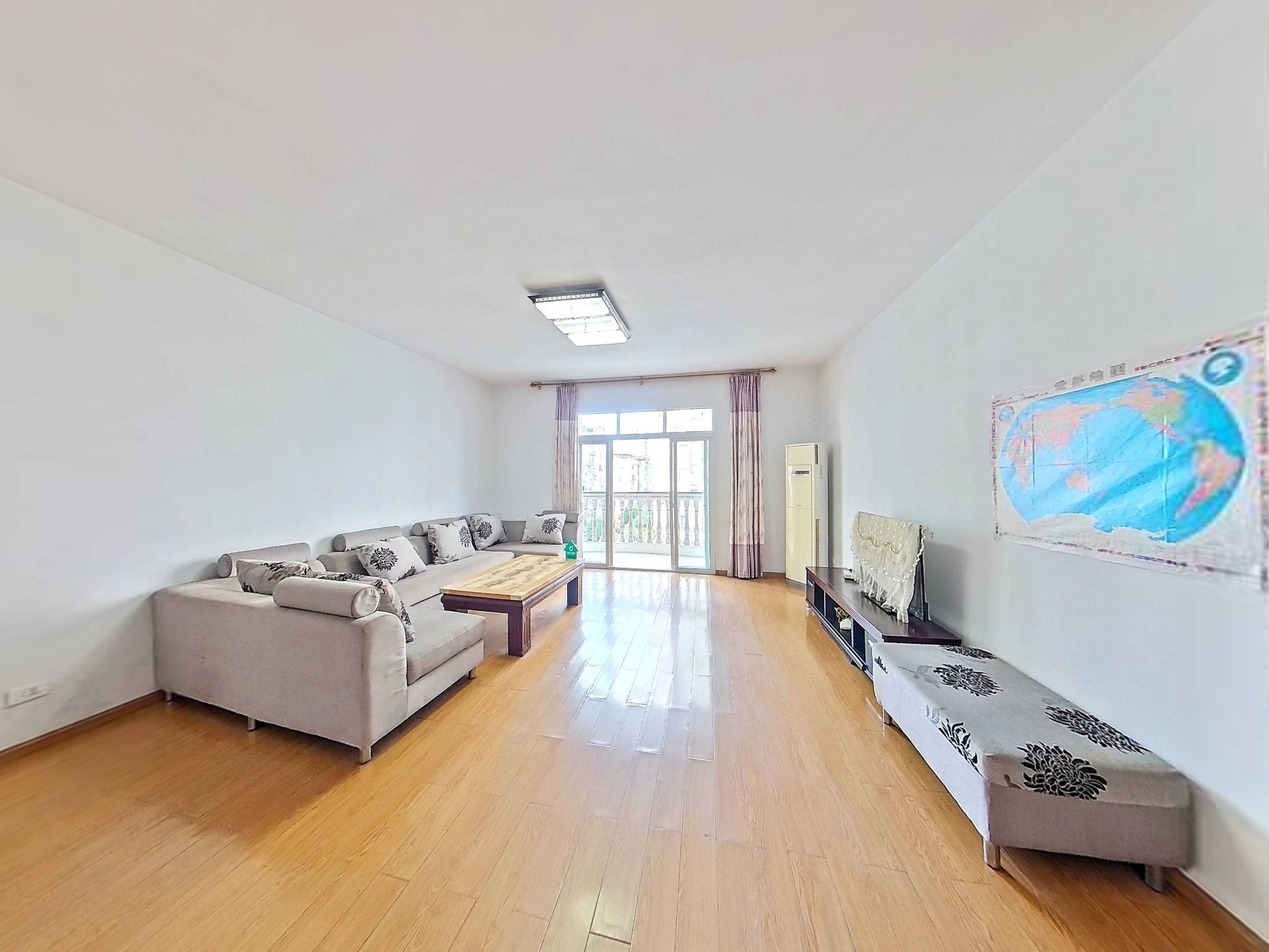 （罗浮广场）质监小区 4室2厅2卫 南