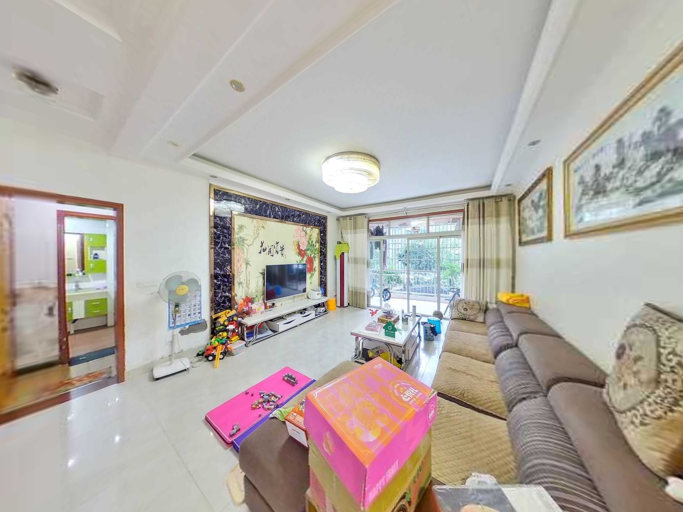 （十字路口）警苑小区 3室2厅2卫 东南