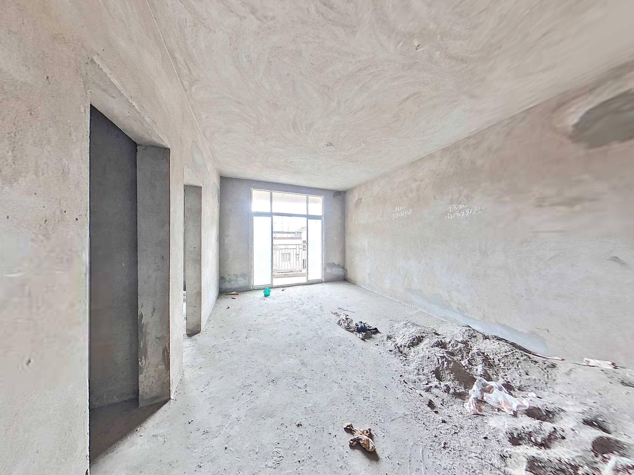 （凤凰大道）金兰生活广场 2室2厅1卫 东