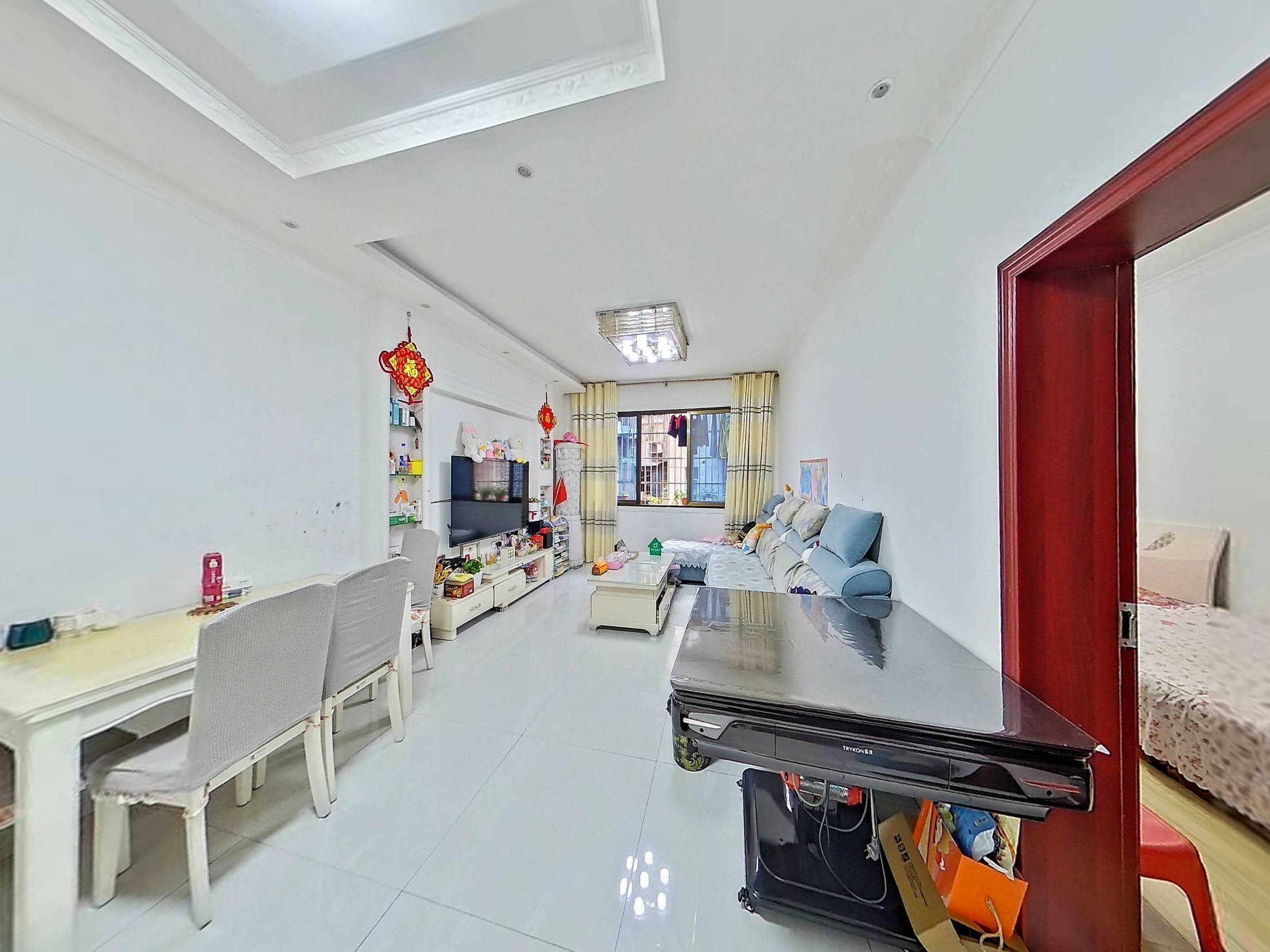 （火车站）干警招待所 3室2厅1卫 南