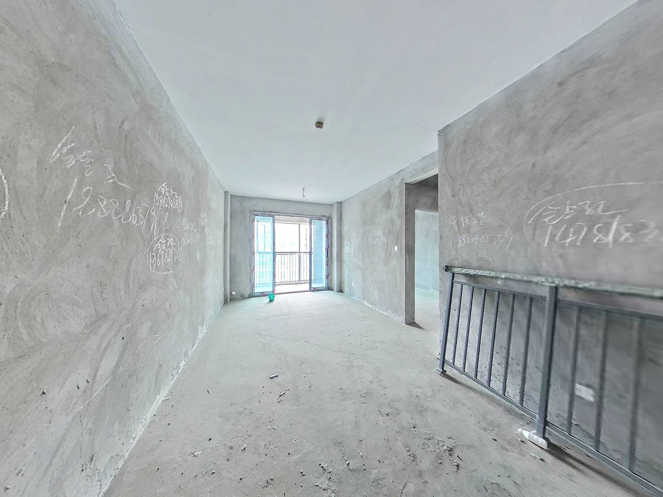 （塔沱）蓝润置地广场 3室2厅2卫 南