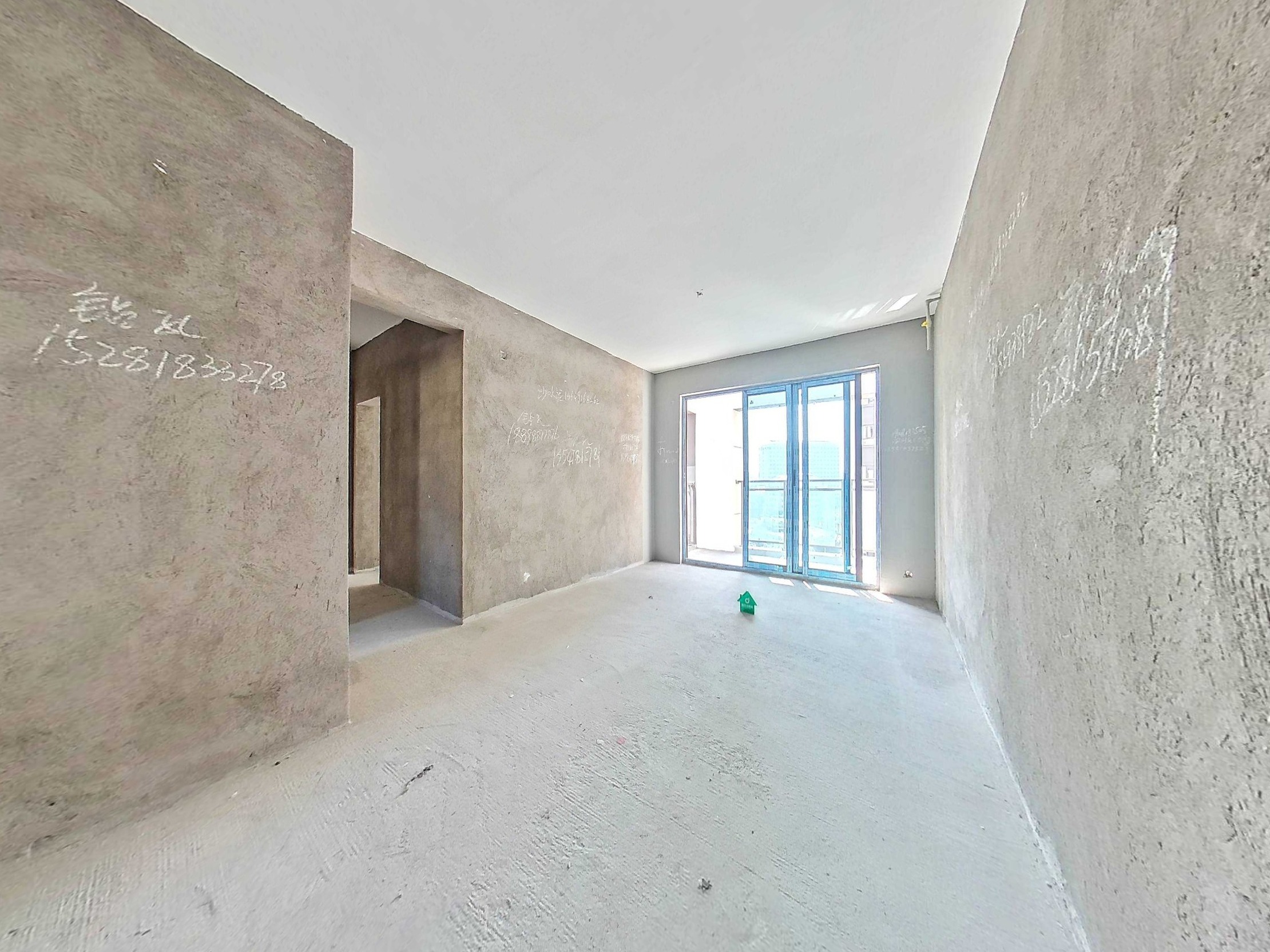 （凤凰大道）中迪西院 3室2厅2卫 南