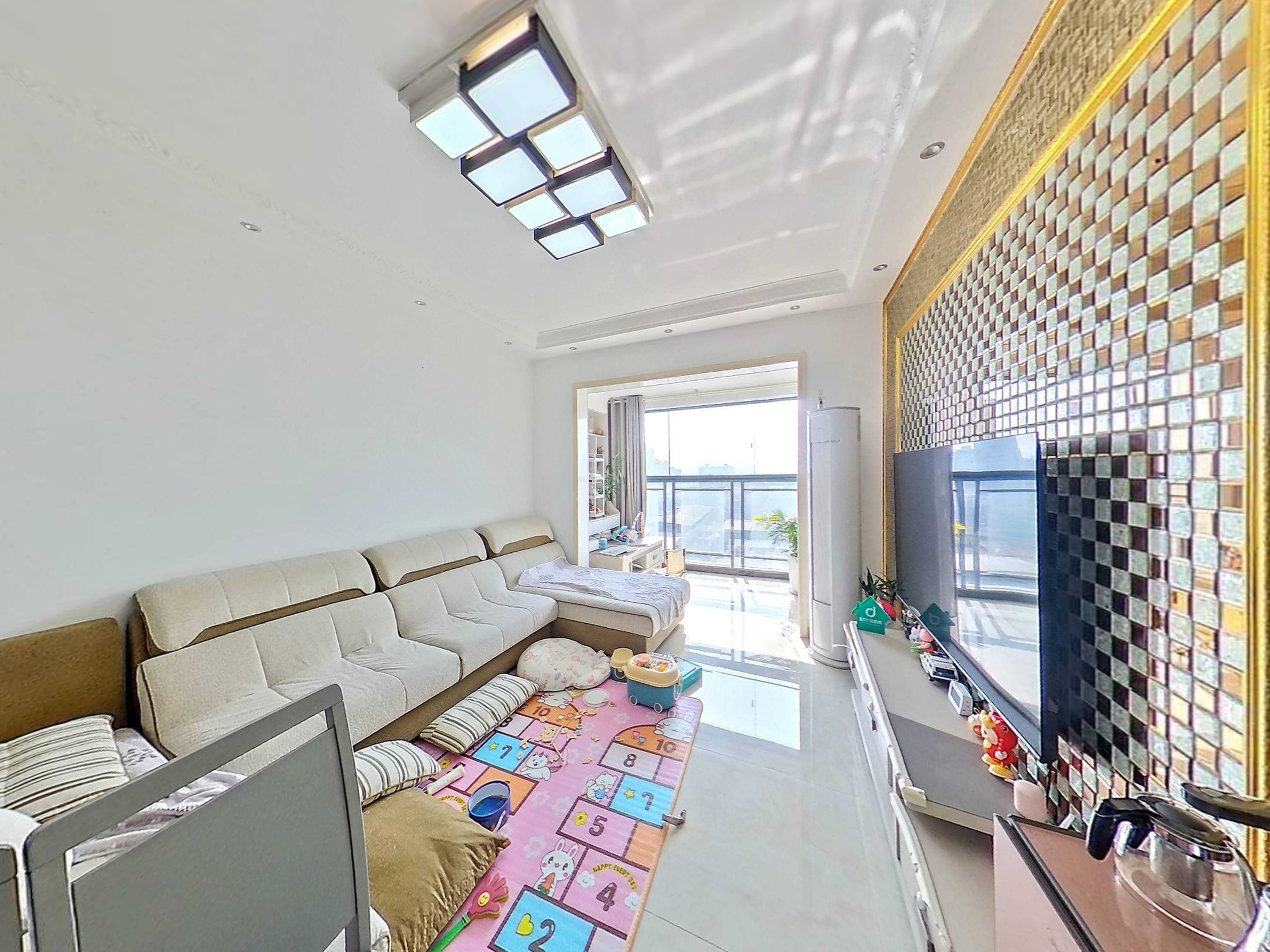 （复兴镇）一号城邦（复兴一期） 3室2厅2卫 南