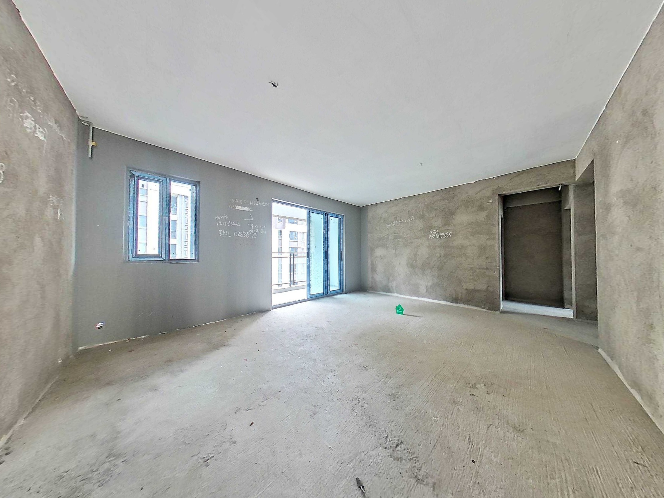 （凤凰大道）中迪西院 3室2厅2卫 南