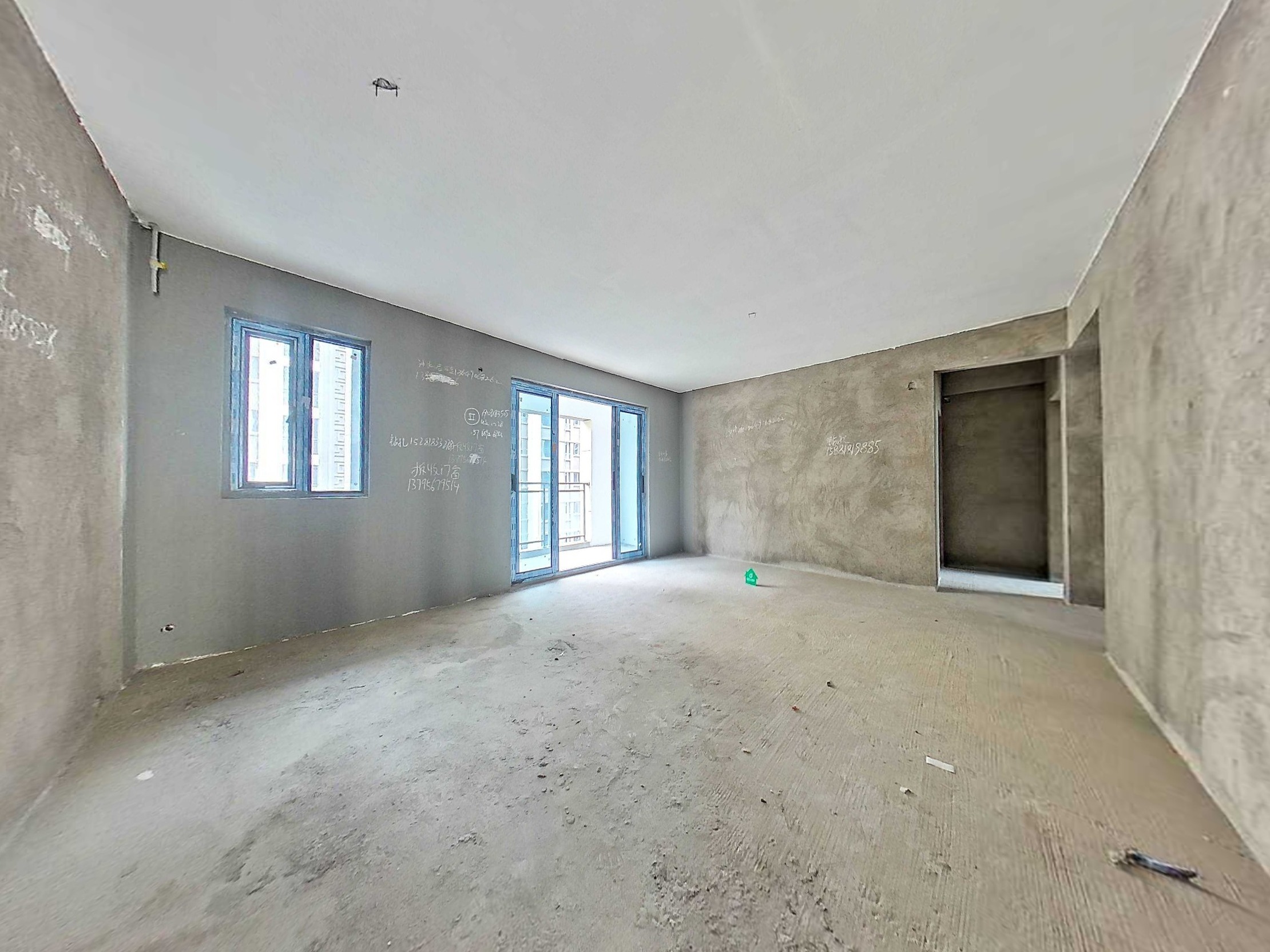 （凤凰大道）中迪西院 3室2厅2卫 南