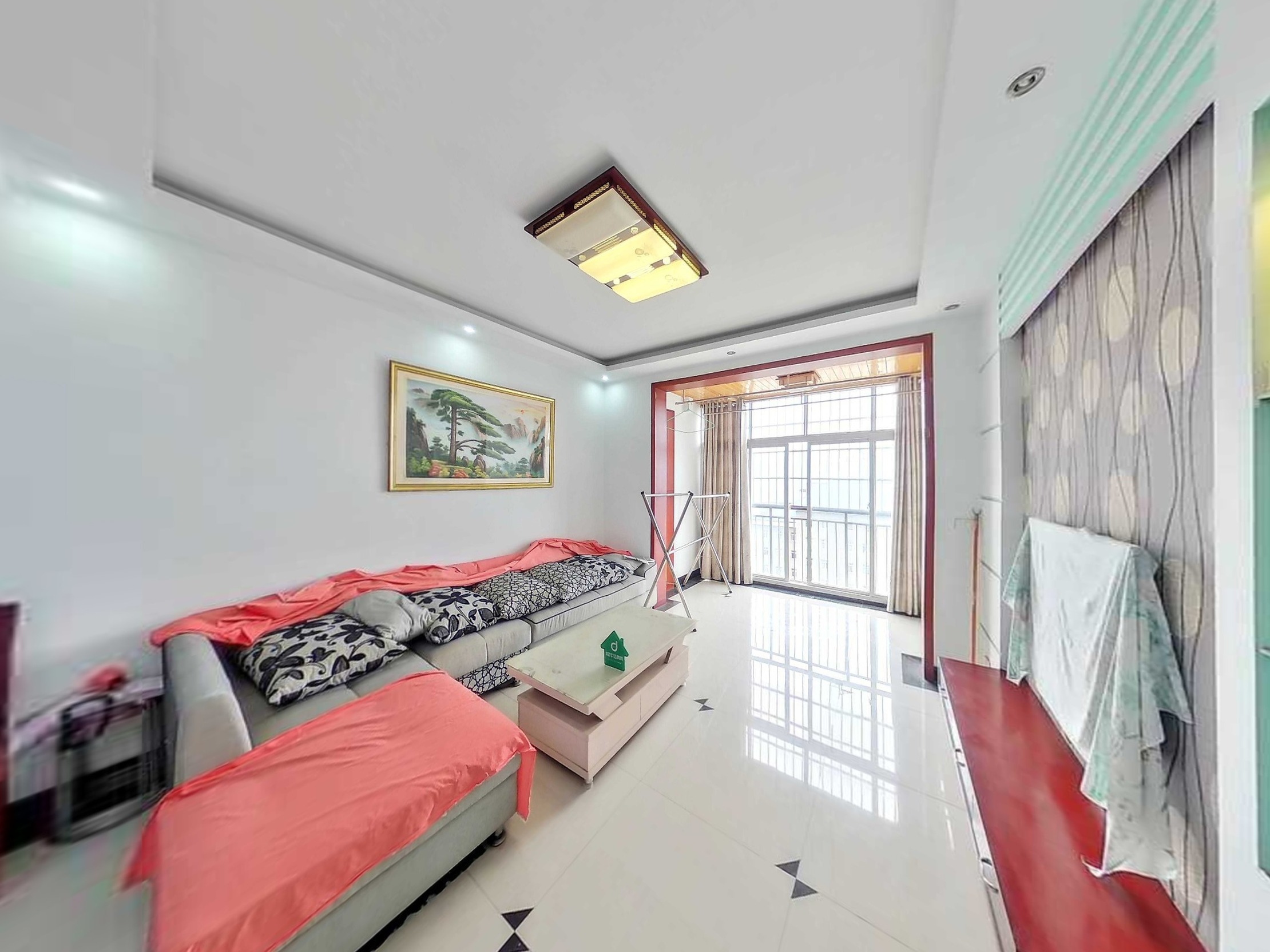 （十字路口）富丽楠山 3室2厅2卫 东