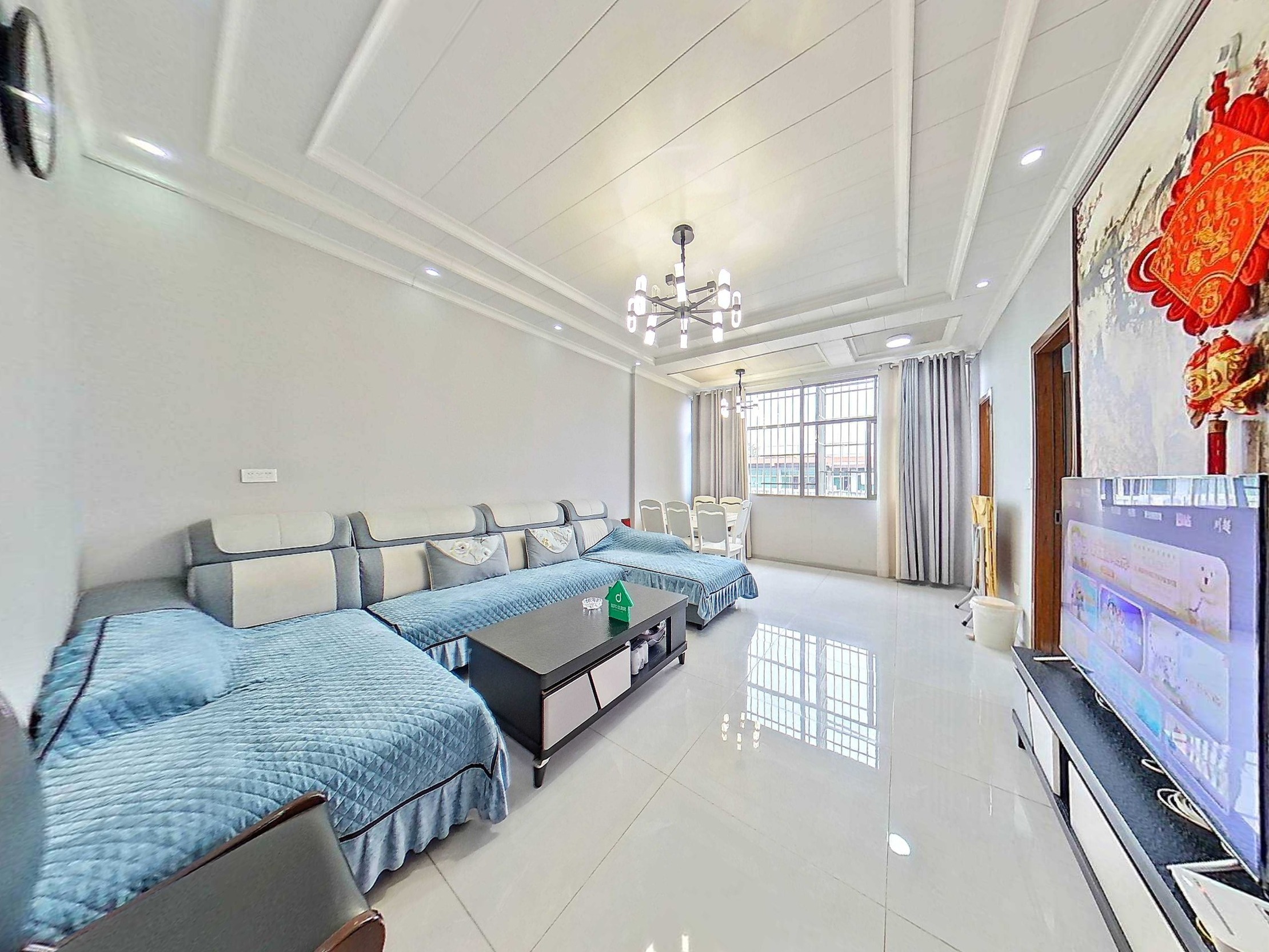 （中心广场）博视影城 3室2厅3卫 南